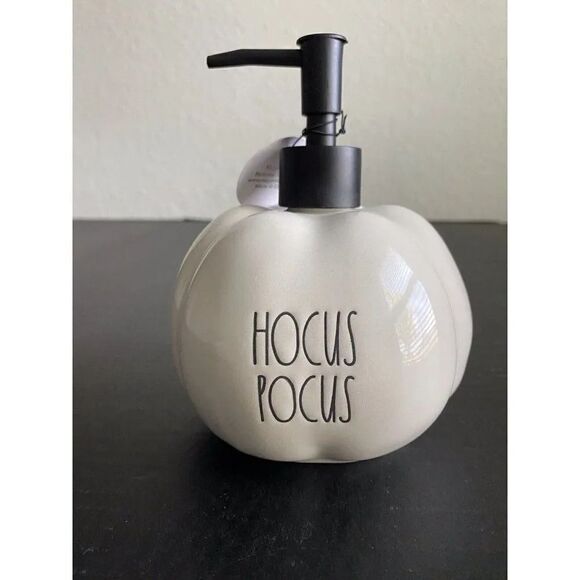 Rae Dunn Halloween HOCUS POCUS White Pumpkin Soap Lotion Dispenser 2022 NEW - Picture 1 of 7